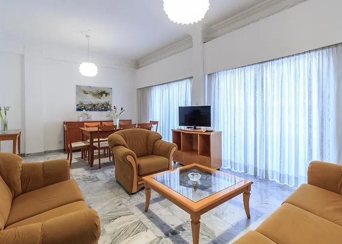 Les Palmiers House Apartman *